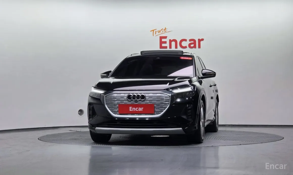 Фото 3 - Audi Q4 e-tron