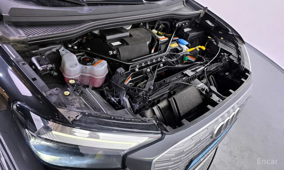 Фото 6 - Audi Q4 e-tron