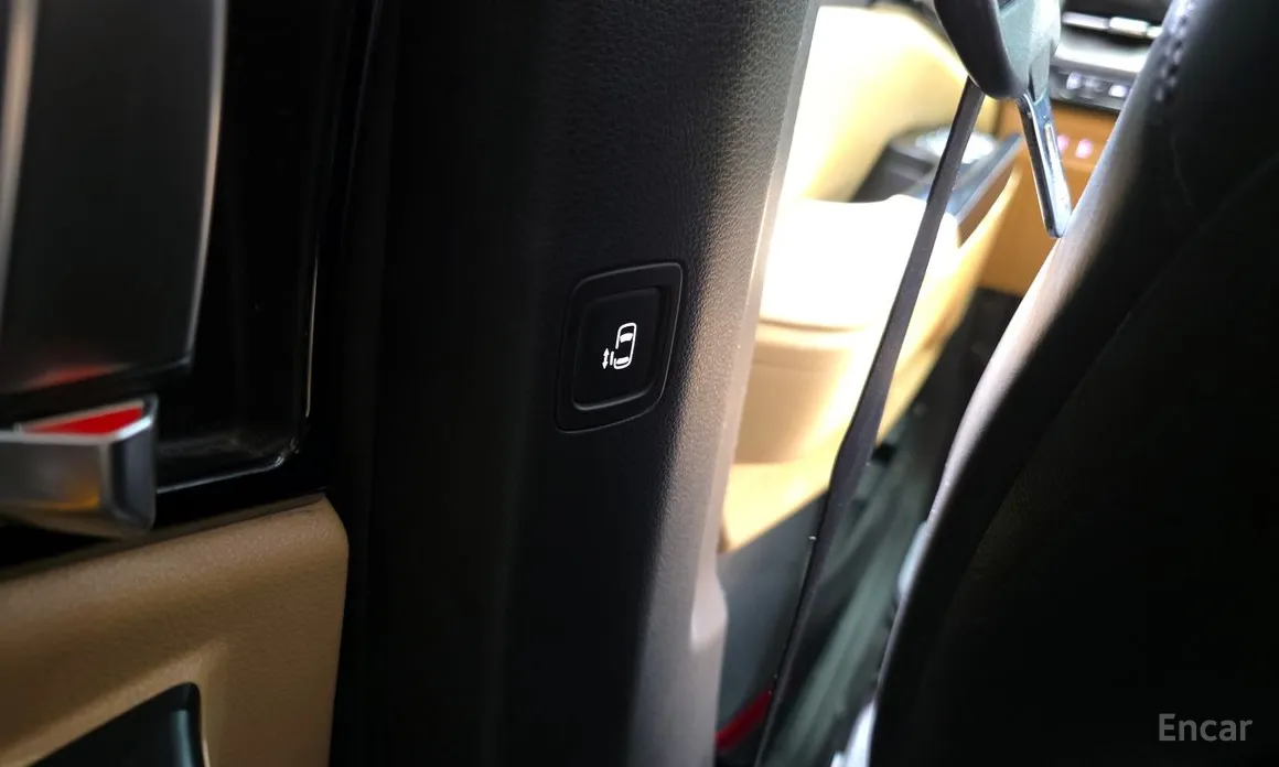 Фото 17 - Kia Carnival