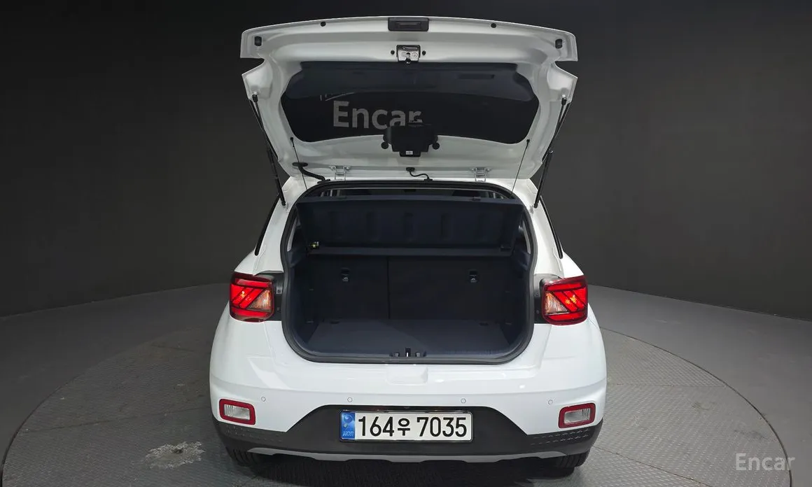 Фото 20 - Hyundai Venue