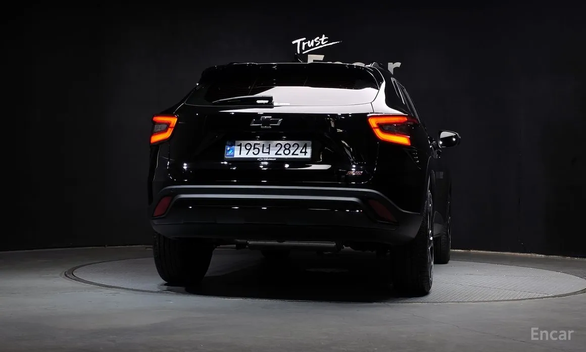 Фото 4 - Chevrolet Trax