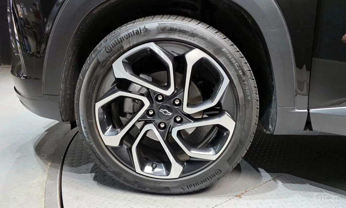 Фото 5 - Chevrolet Trax