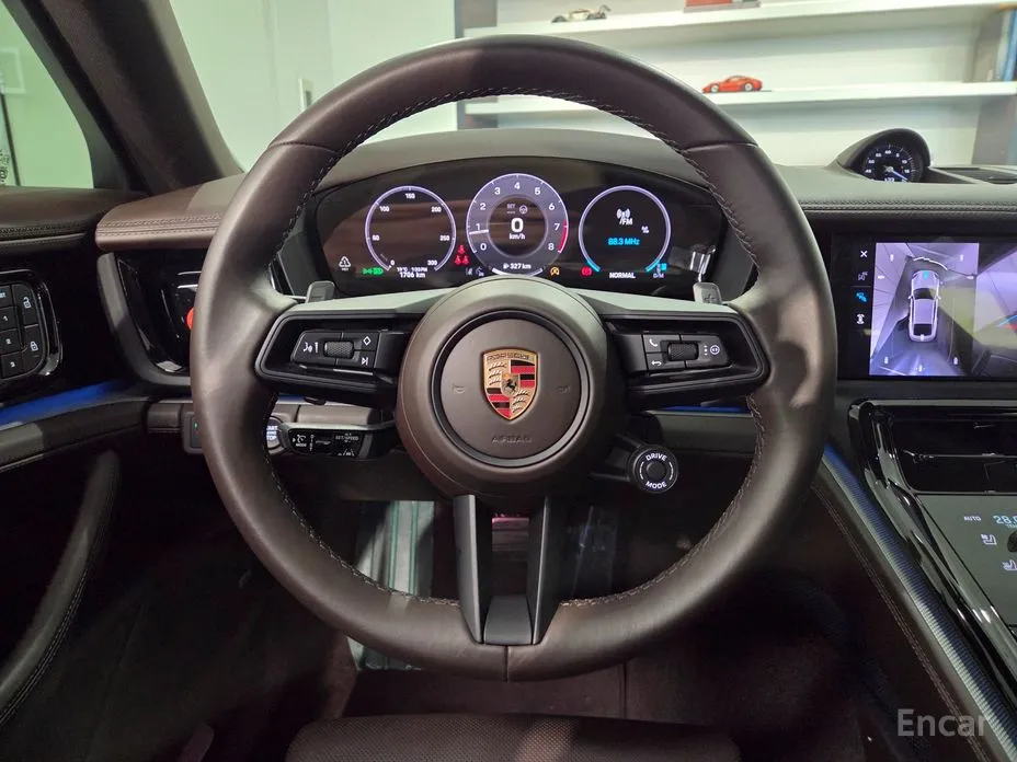 Фото 11 - Porsche Panamera