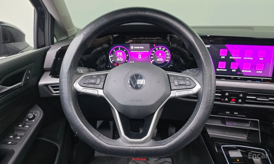 Фото 15 - Volkswagen Golf