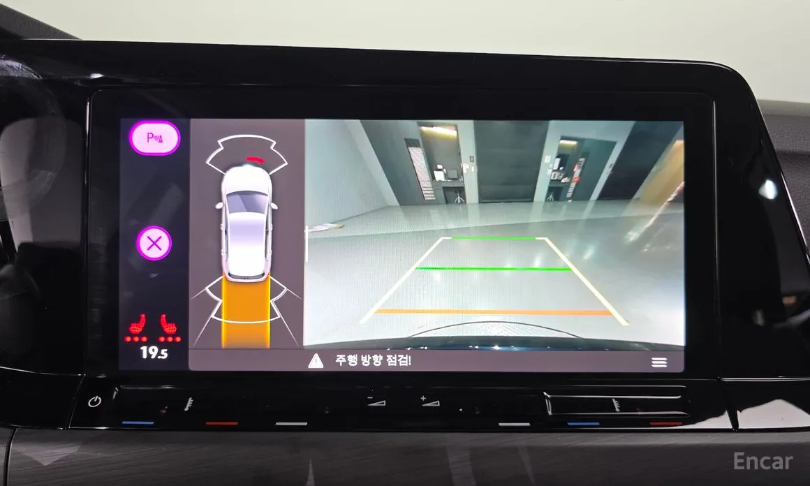 Фото 17 - Volkswagen Golf