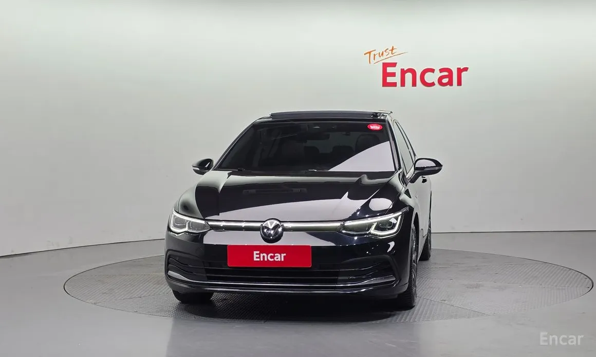 Фото 3 - Volkswagen Golf