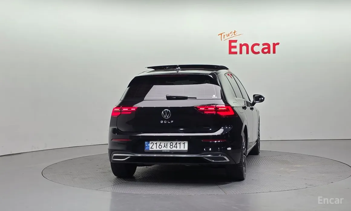 Фото 4 - Volkswagen Golf