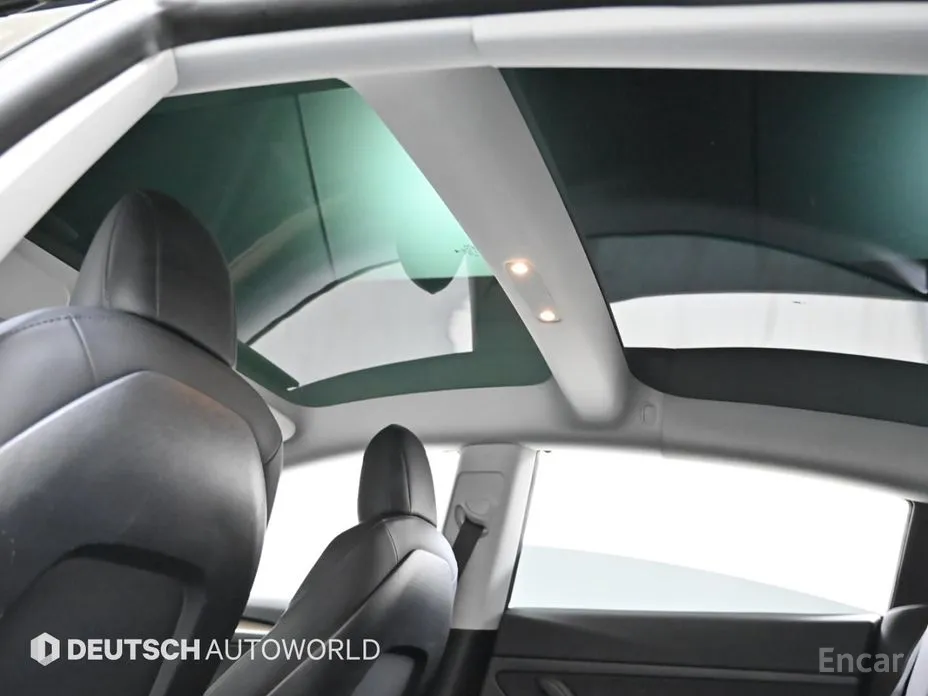 Фото 19 - Tesla Model 3