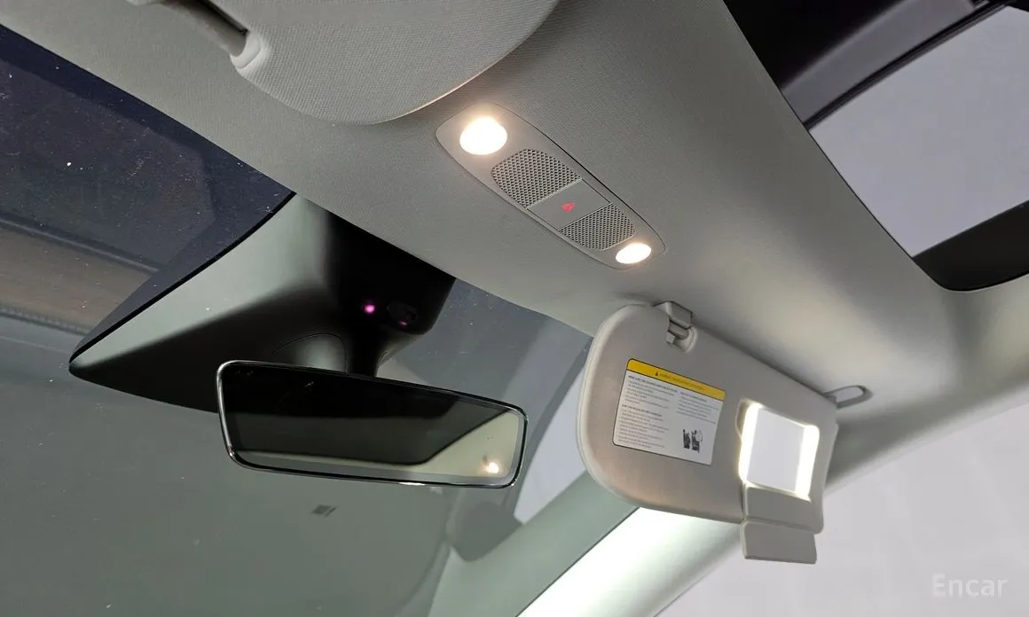 Фото 17 - Tesla Model Y