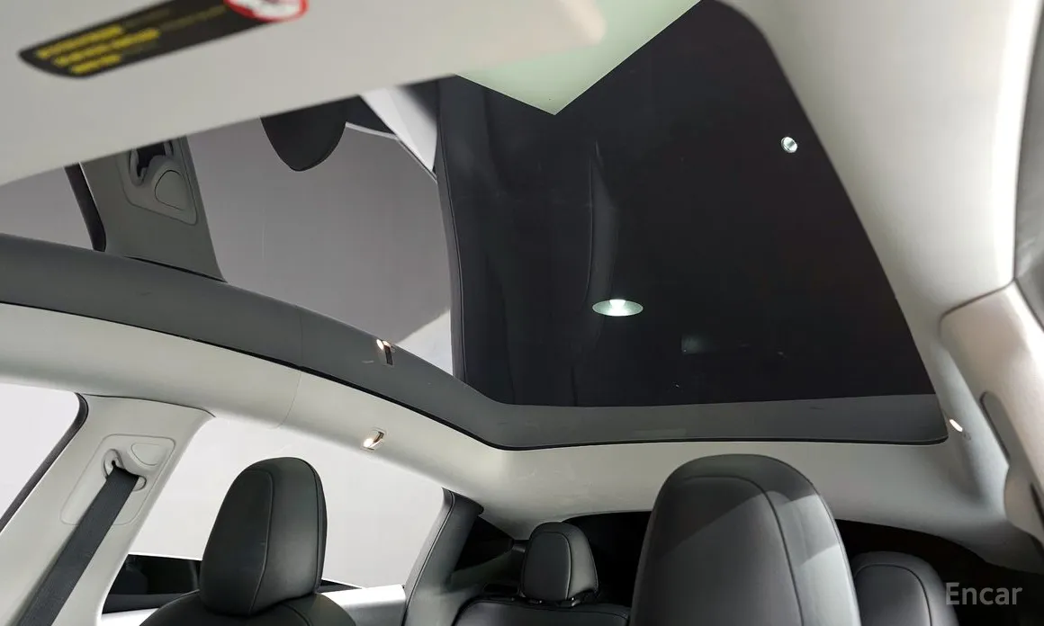 Фото 18 - Tesla Model Y