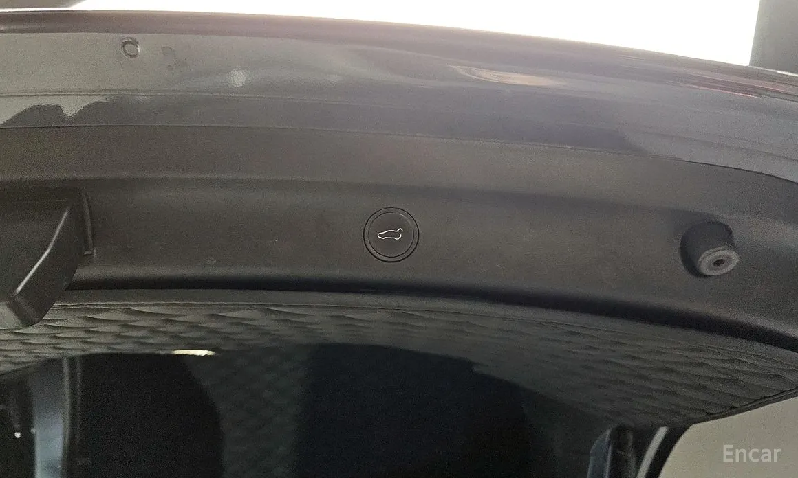 Фото 20 - Tesla Model Y