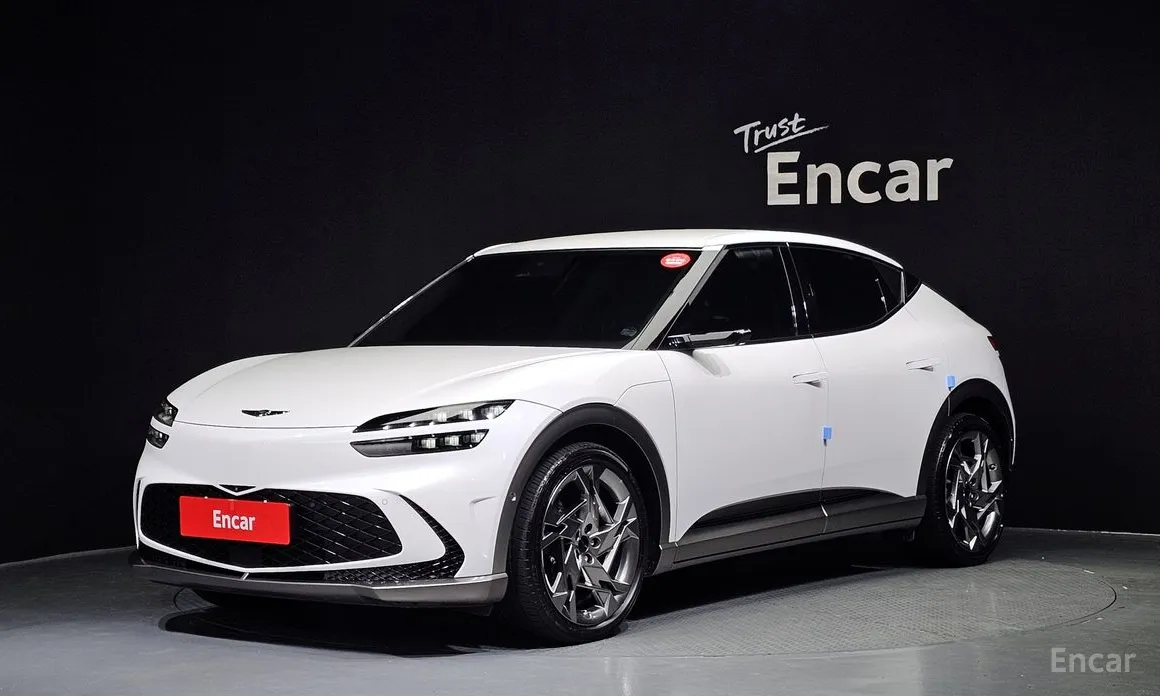 Фото 1 - Genesis GV60