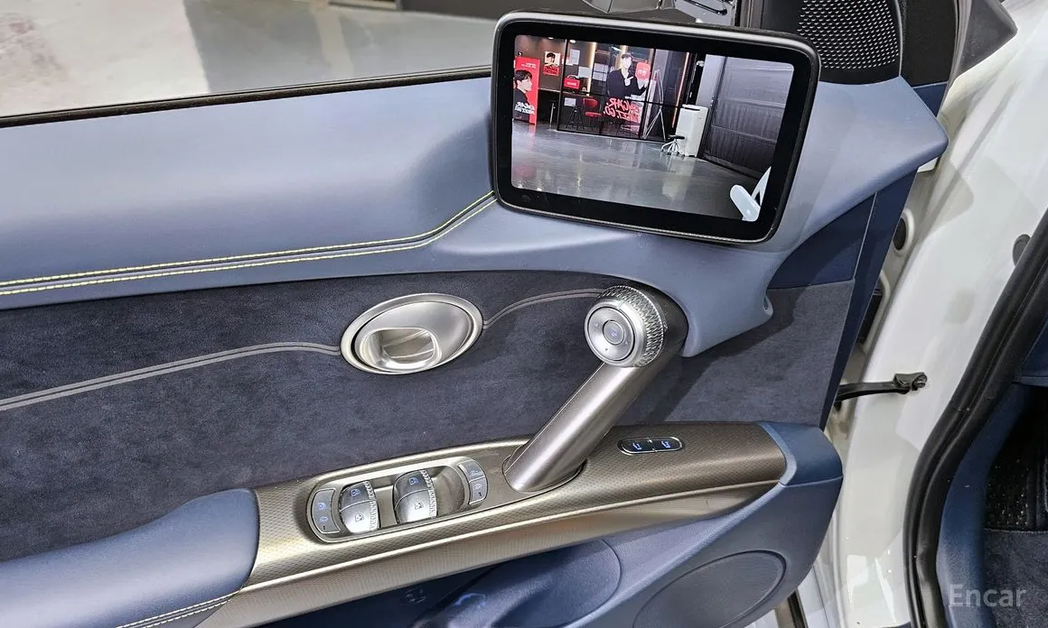 Фото 14 - Genesis GV60