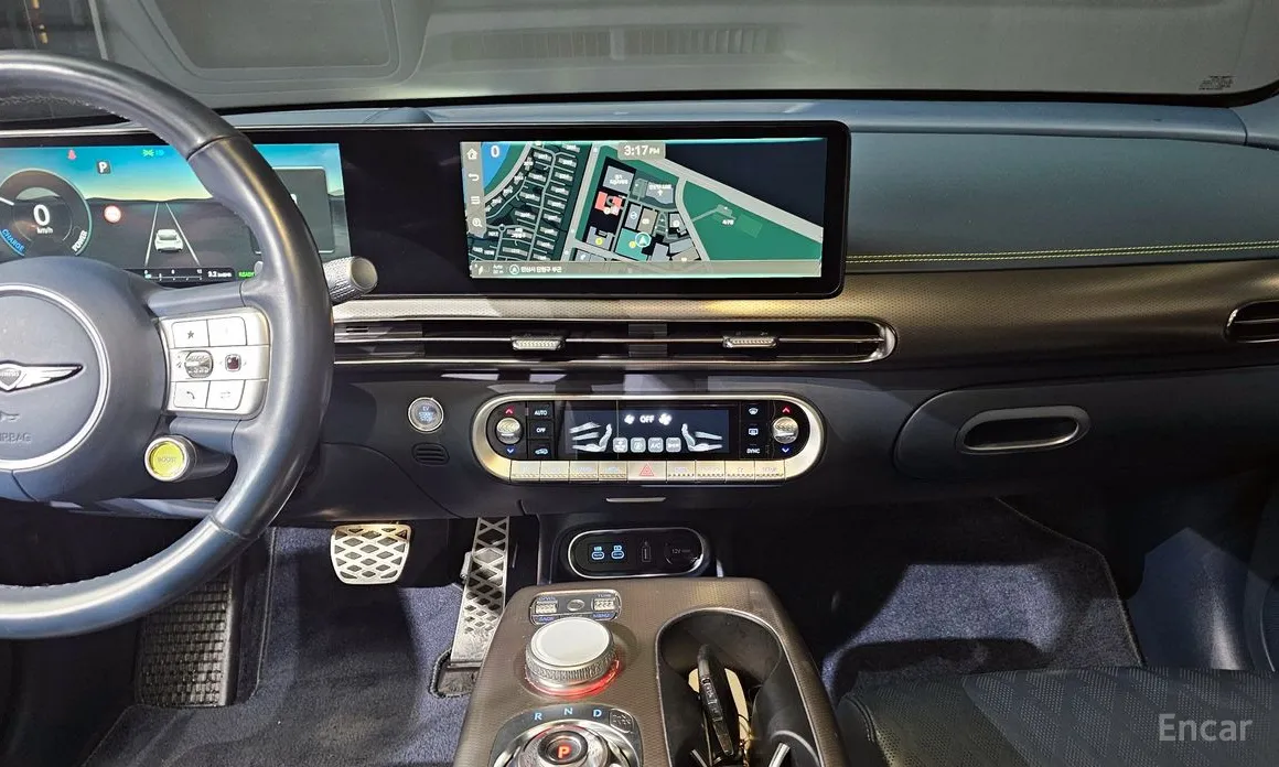 Фото 20 - Genesis GV60