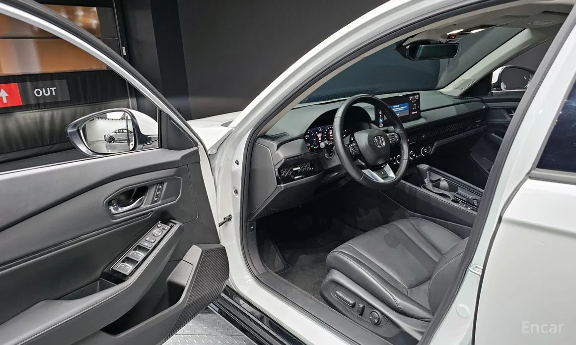 Фото 11 - Honda Accord