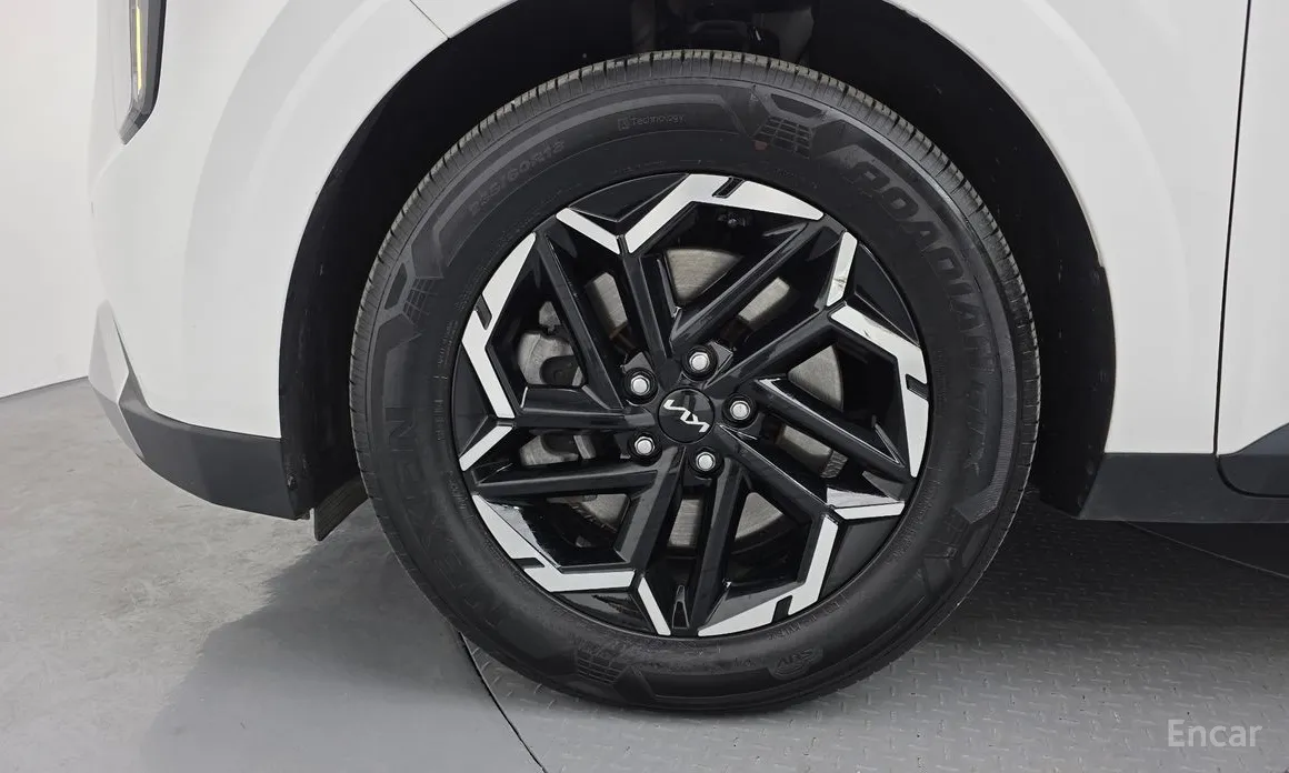 Фото 5 - Kia Carnival