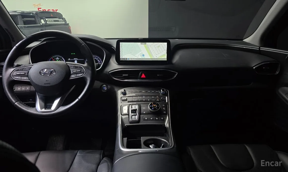 Фото 19 - Hyundai Santa Fe