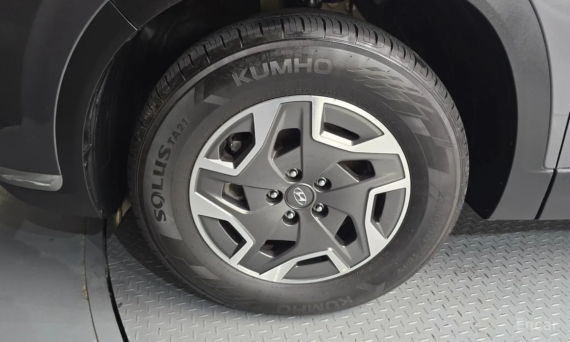 Фото 5 - Hyundai Santa Fe