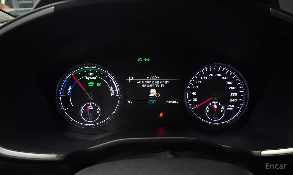 Фото 8 - Hyundai Santa Fe