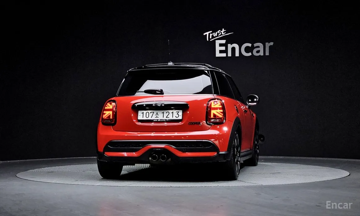 Фото 4 - Mini Cooper