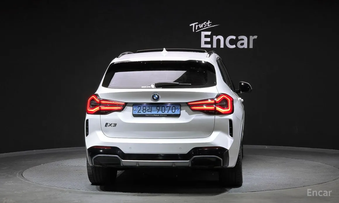 Фото 4 - BMW iX3