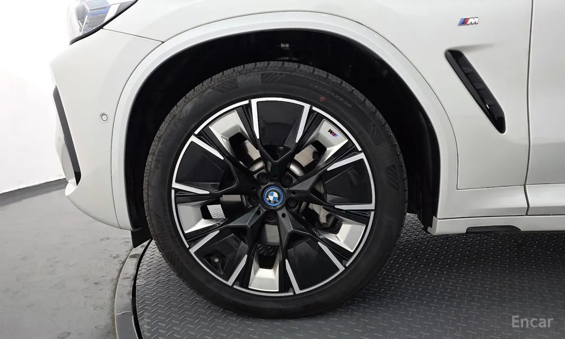 Фото 5 - BMW iX3