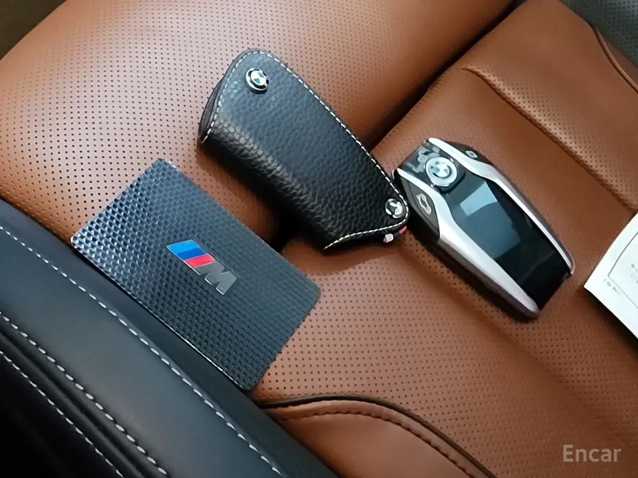 Фото 20 - BMW 8 Series