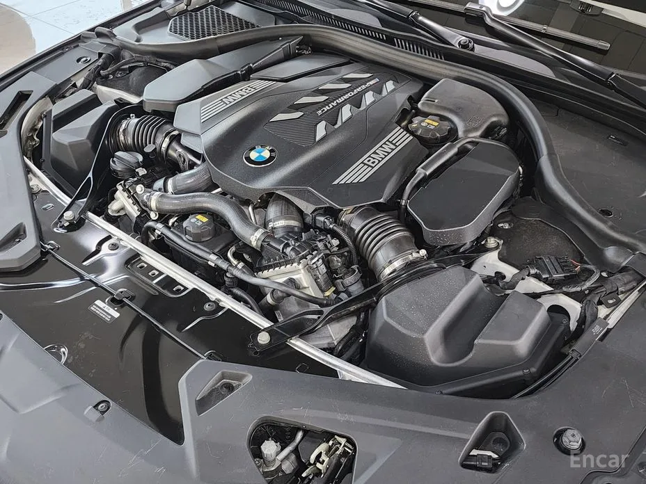 Фото 6 - BMW 8 Series