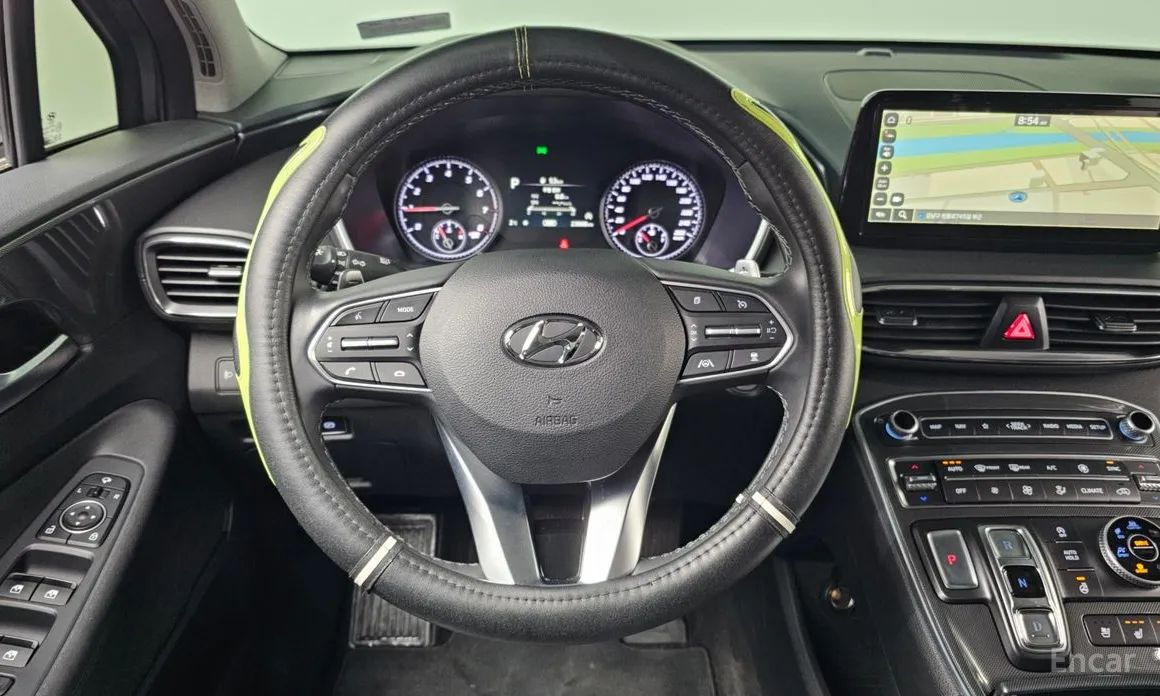 Фото 13 - Hyundai Santa Fe