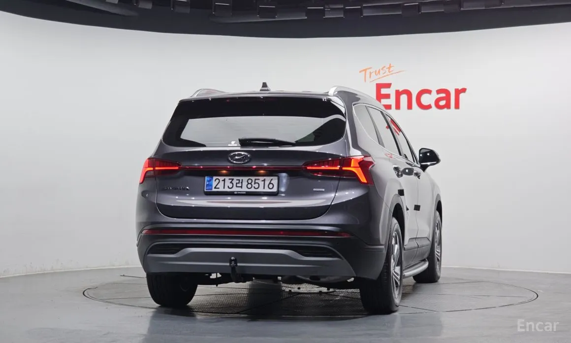 Фото 4 - Hyundai Santa Fe