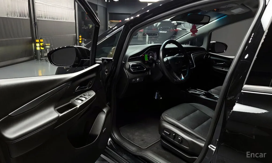 Фото 10 - Chevrolet Bolt EV