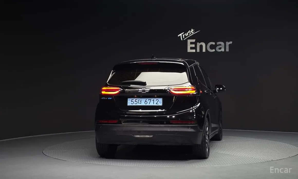 Фото 4 - Chevrolet Bolt EV