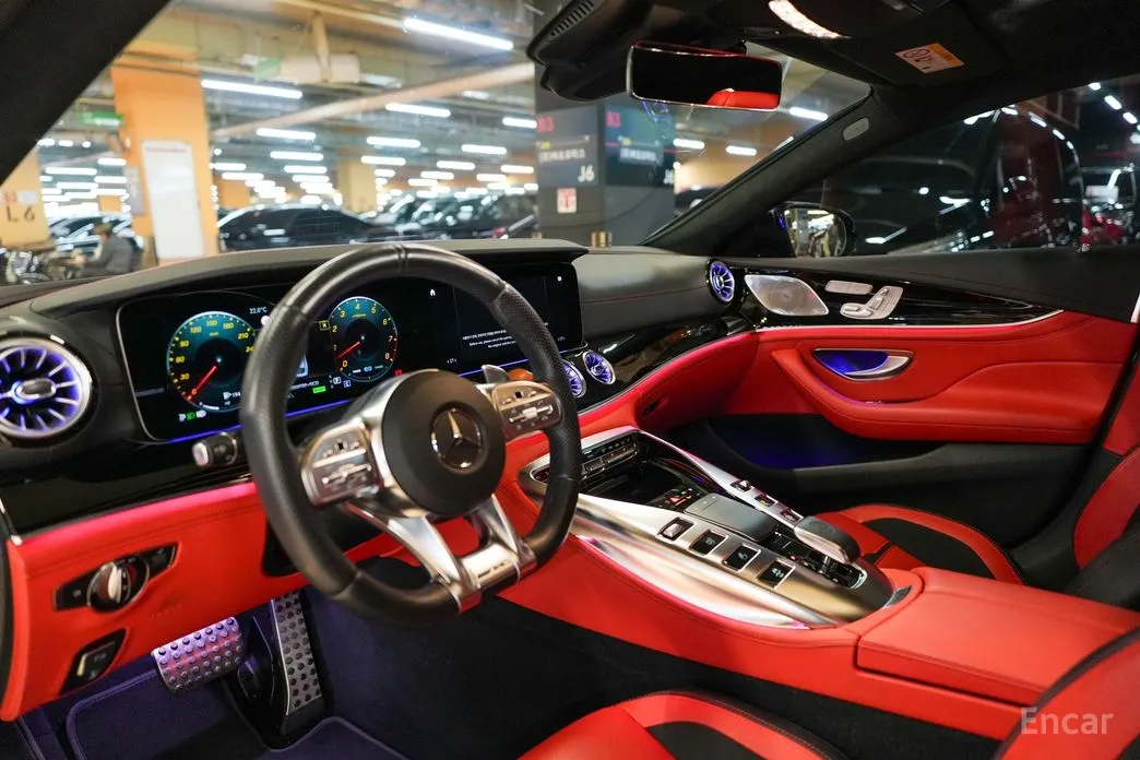 Фото 16 - Mercedes-Benz AMG GT