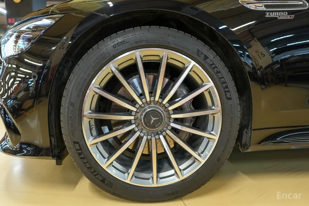 Фото 17 - Mercedes-Benz AMG GT