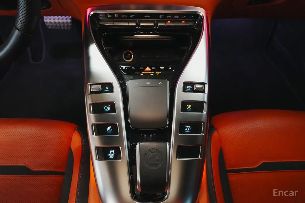 Фото 8 - Mercedes-Benz AMG GT