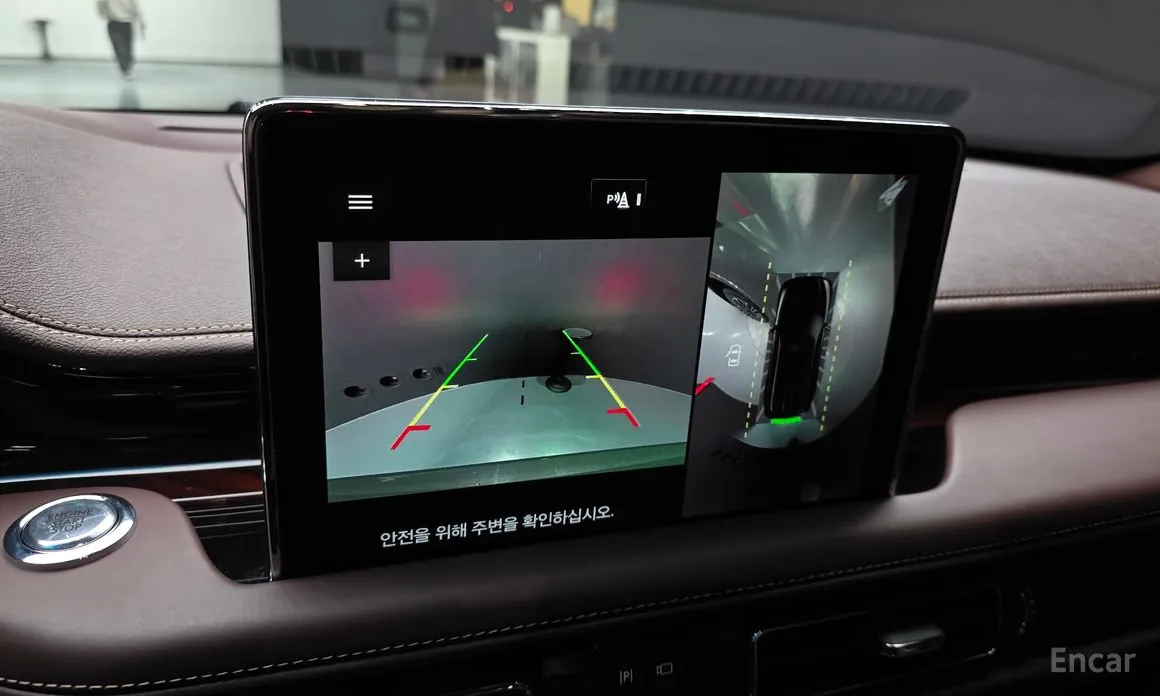 Фото 9 - Lincoln Aviator