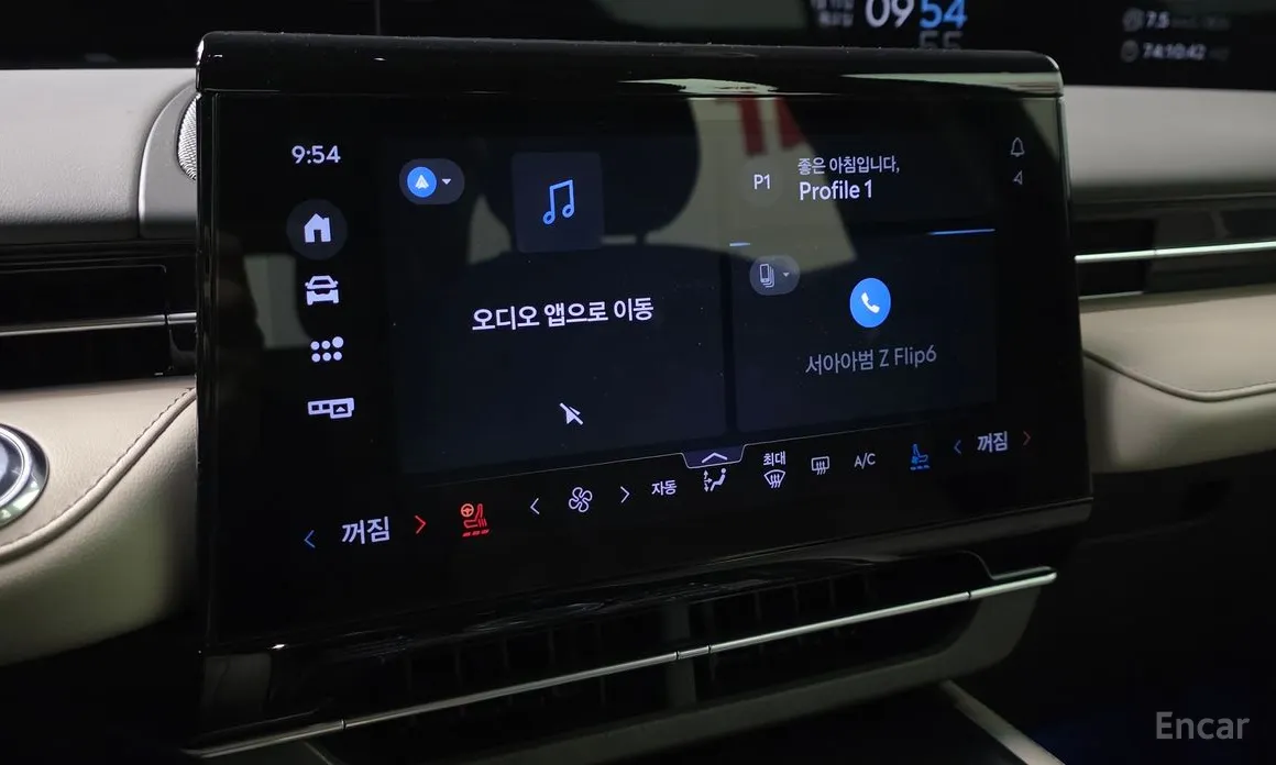 Фото 11 - Lincoln Nautilus