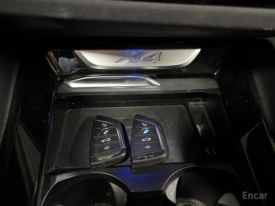 Фото 10 - BMW X4