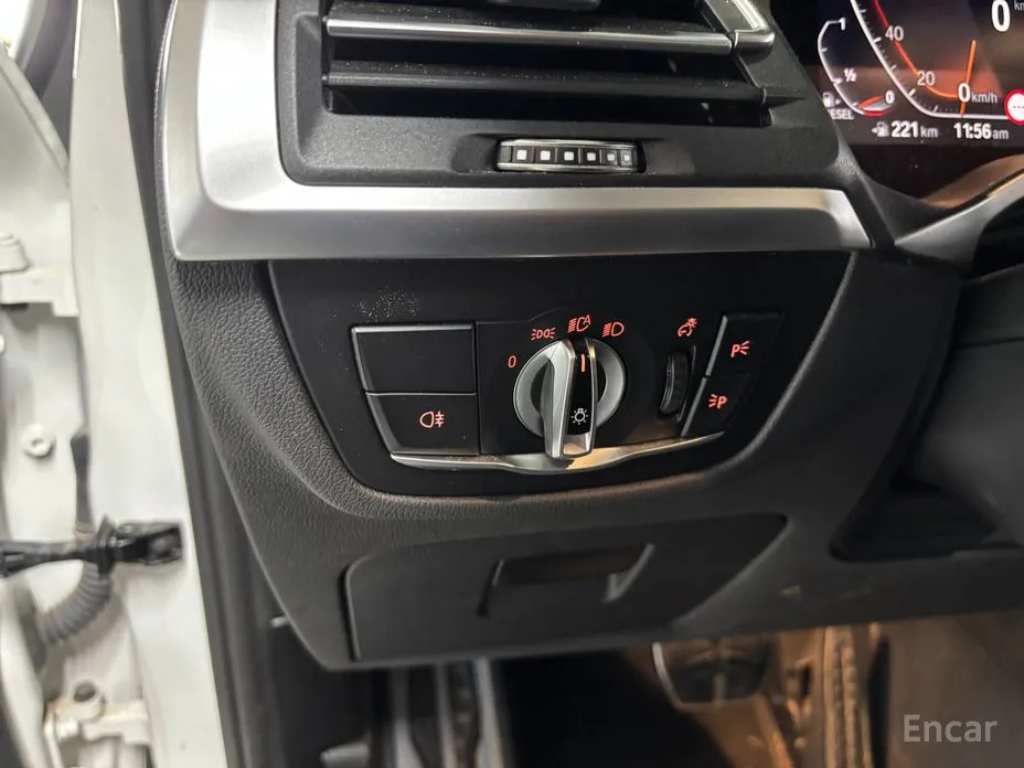 Фото 13 - BMW X4