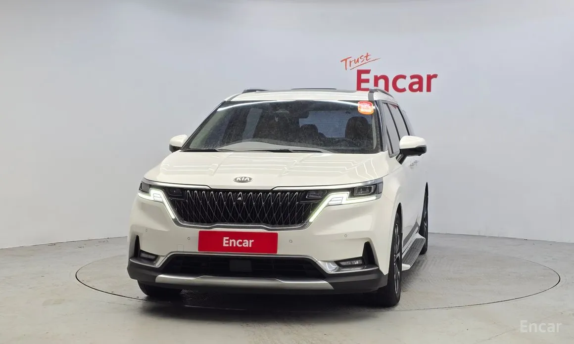 Фото 3 - Kia Carnival