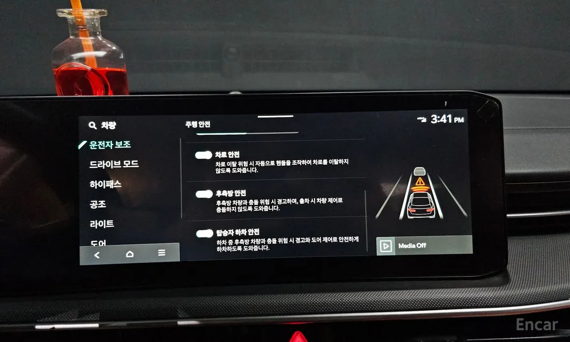 Фото 16 - Kia K5