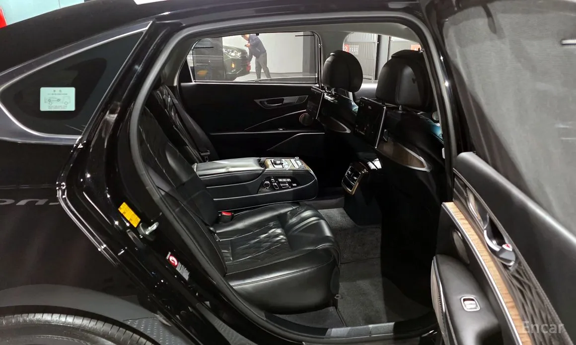 Фото 12 - Kia K9