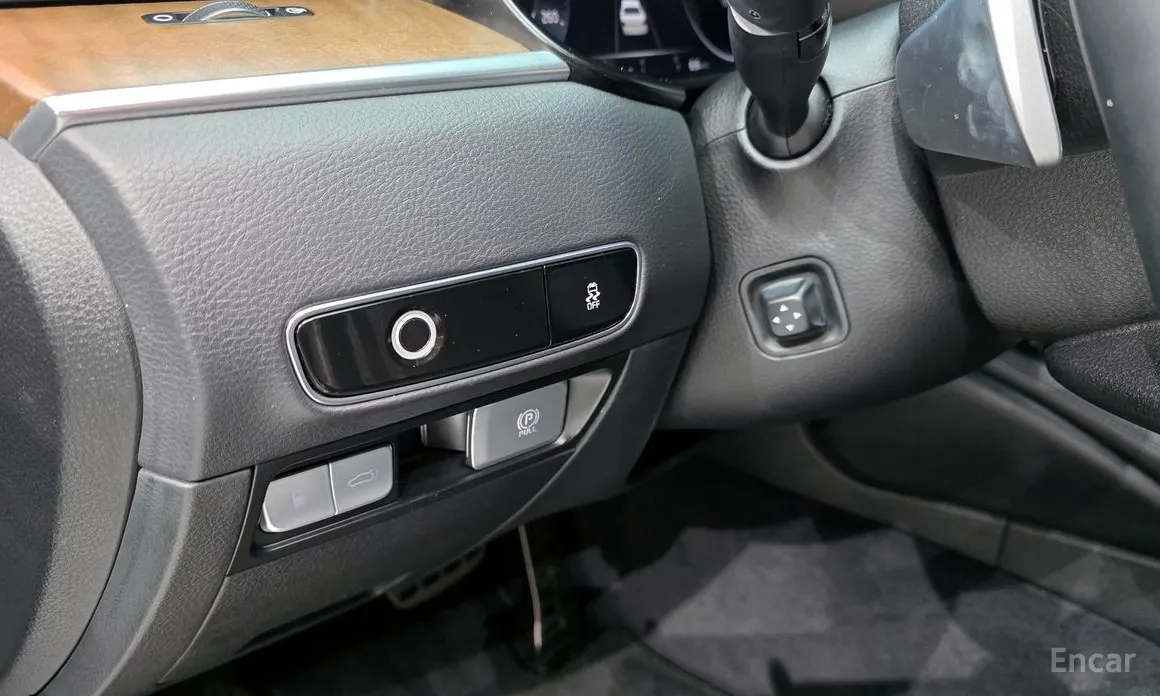 Фото 17 - Kia K9