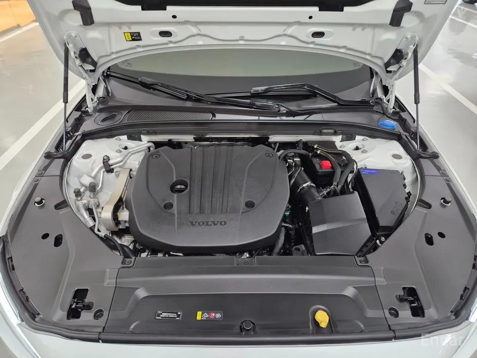 Фото 6 - Volvo S90