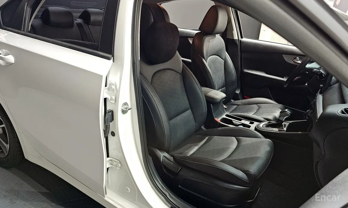 Фото 12 - Kia K3