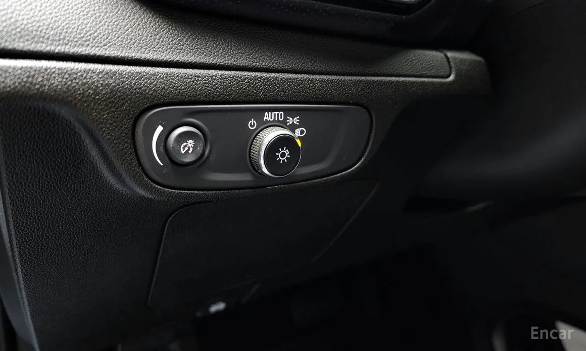 Фото 16 - Chevrolet Bolt EUV