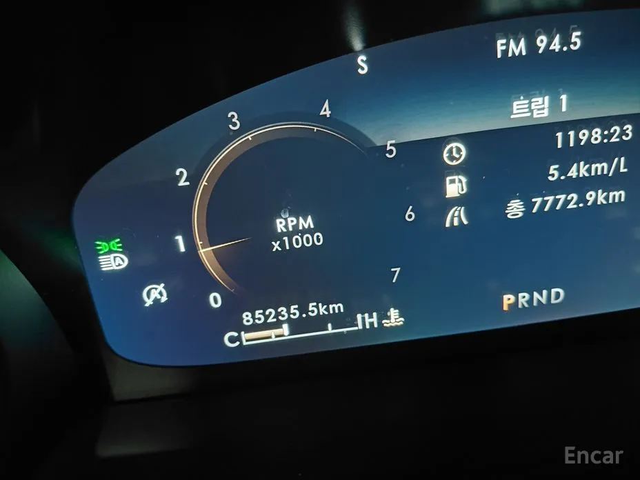 Фото 11 - Lincoln Aviator