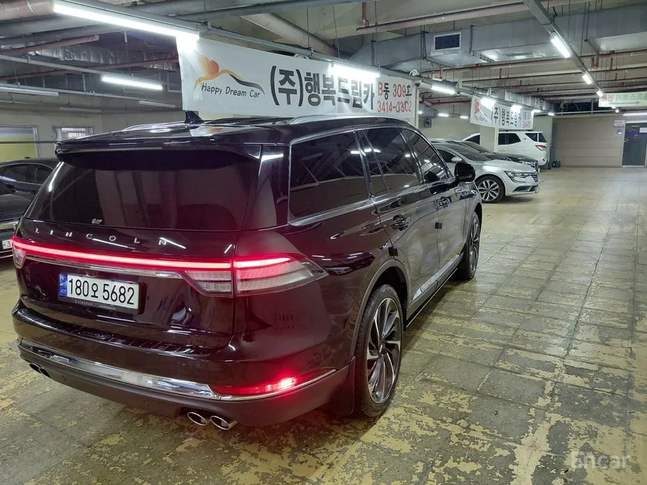 Фото 4 - Lincoln Aviator