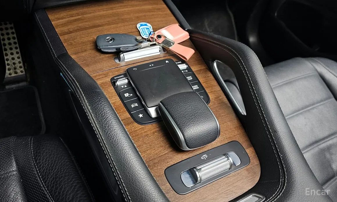 Фото 18 - Mercedes-Benz GLS-Class