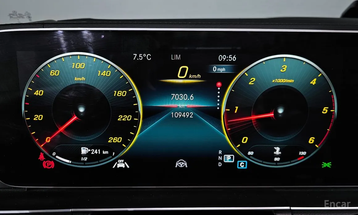 Фото 8 - Mercedes-Benz GLS-Class